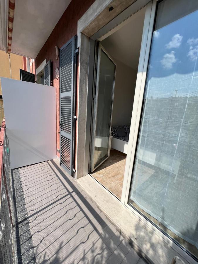 Casa Diego Camera Con Balcone Privato П'яченца Екстер'єр фото
